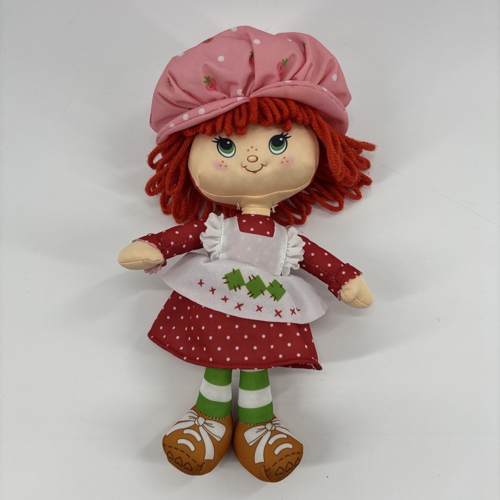 2022 Strawberry Shortcake 15 In Moose Toys Plush Doll Yarn Hair Green Eyes